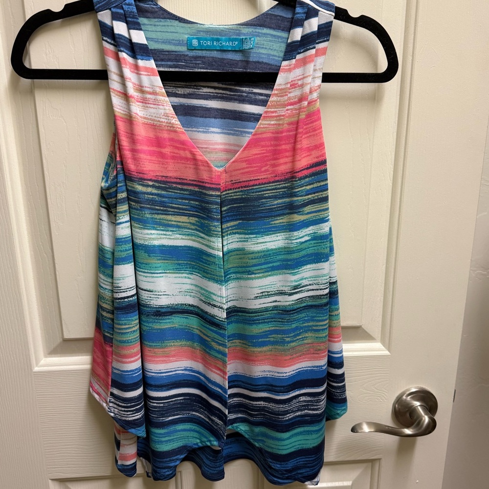 Tori Richard XXS colorful flowy top